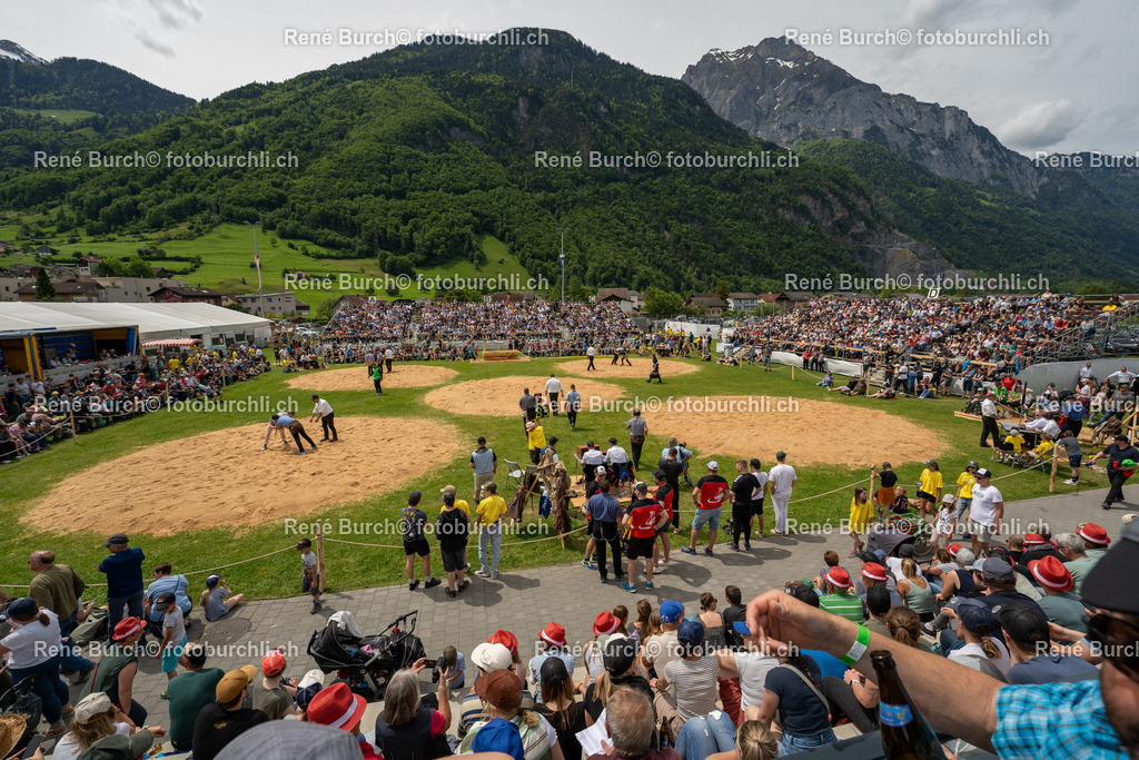 Festplatz | René Burch leidenschaftlicher Fotograf aus Kerns in Obwalden.  Hier finden sie Sport, Landschaft und Natur Fotografie.
 - Realisiert mit Pictrs.com