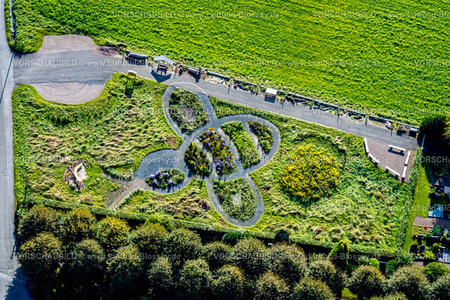Arnsberg230904288 | Luftbild, Friedhof Bachum, Formen und Farben, Biene im Feld Blumenanlage, Bachum, Arnsberg, Sauerland, Nordrhein-Westfalen, Deutschland