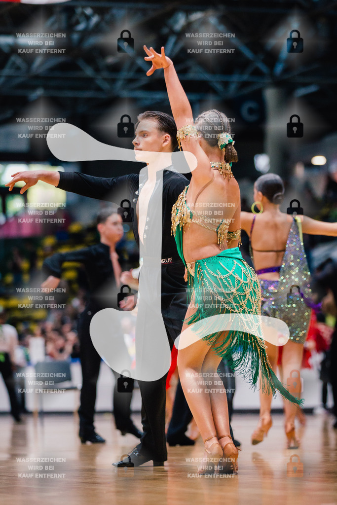 Hessen Tanzt WDSF Open Youth Latin 37th (50) Andrey Markin _ Alissa Fritzler (ATC Blau-Gold in der TSG 1845 Heilbronn)-2025-05-17-1036 | Webshop for digital downloads and prints of dance sport, event & show photographer Julian Link - Realisiert mit Pictrs.com