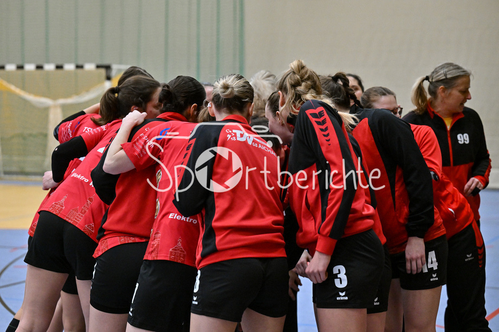 TSV Aichach - TSV Simbach | Professionelle Sportfotos aus den Bereichen Fußball, Eishockey, Handball und vieles mehr. Ob Sieg oder Niederlage