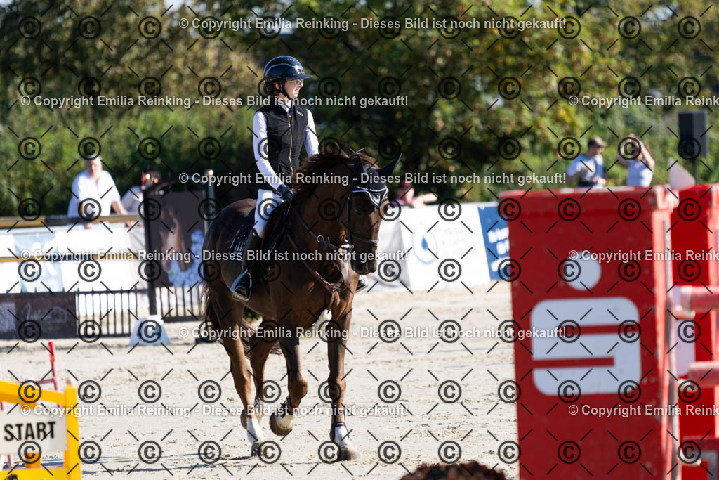 CL5A8005 | Emilia Reinking Fotografie - Realisiert mit Pictrs.com