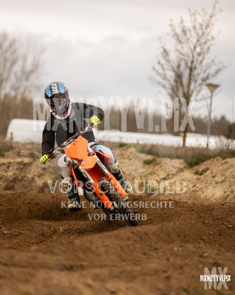 866A1594 | mxndyyvipix