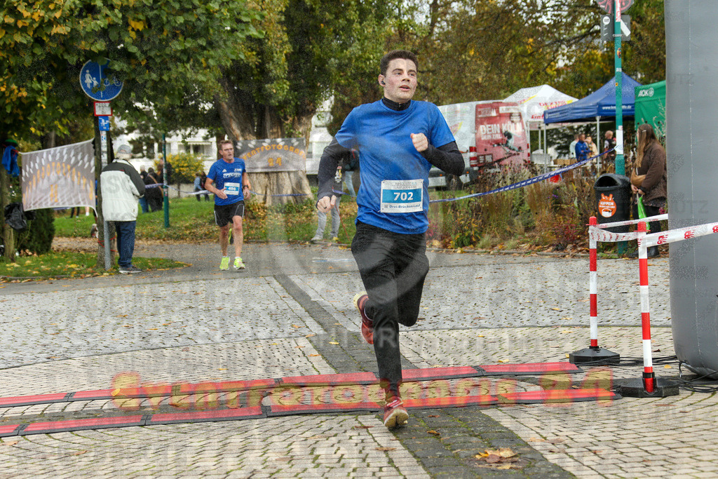 241020_1009_EX1_7944 | Sportfotografie im Rhein-Sieg Kreis, Köln, Bonn, NRW, Rheinland Pfalz, Hessen, etc. Unser Tätigkeitsfeld umfasst den Laufsport vom Volkslauf über den Marathon, Duathlon, Triathon bis zum Ultralauf wie Kölnpfad Ultra oder Schindertrail.