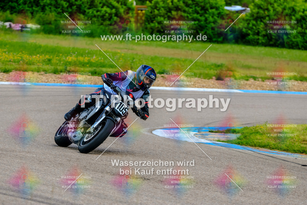 MotoTeam-9087 | Hier findet Ihr Bilder von Touristenfahrten auf der Nürburgring Nordschleife oder von anderen Veranstaltungen die ich besucht habe. Viel Spass beim Durch Schauen 