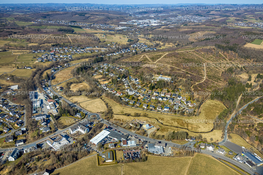 WendenWenden250307611ValbergRothemuehle | Luftbild, Wohngebiet Ortsansicht Rothemühle, Grube Vahlberg, Waldgebiet mit Waldschäden, Rothemühle, Wenden, Sauerland, Nordrhein-Westfalen, Deutschland