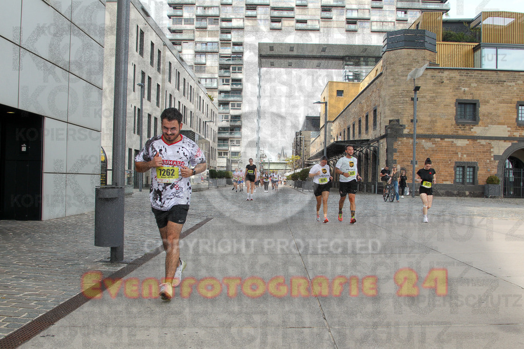 250920_1335_EV4_6205 | Sportfotografie im Rhein-Sieg Kreis, Köln, Bonn, NRW, Rheinland Pfalz, Hessen, etc. Unser Tätigkeitsfeld umfasst den Laufsport vom Volkslauf über den Marathon, Duathlon, Triathon bis zum Ultralauf wie Kölnpfad Ultra oder Schindertrail.