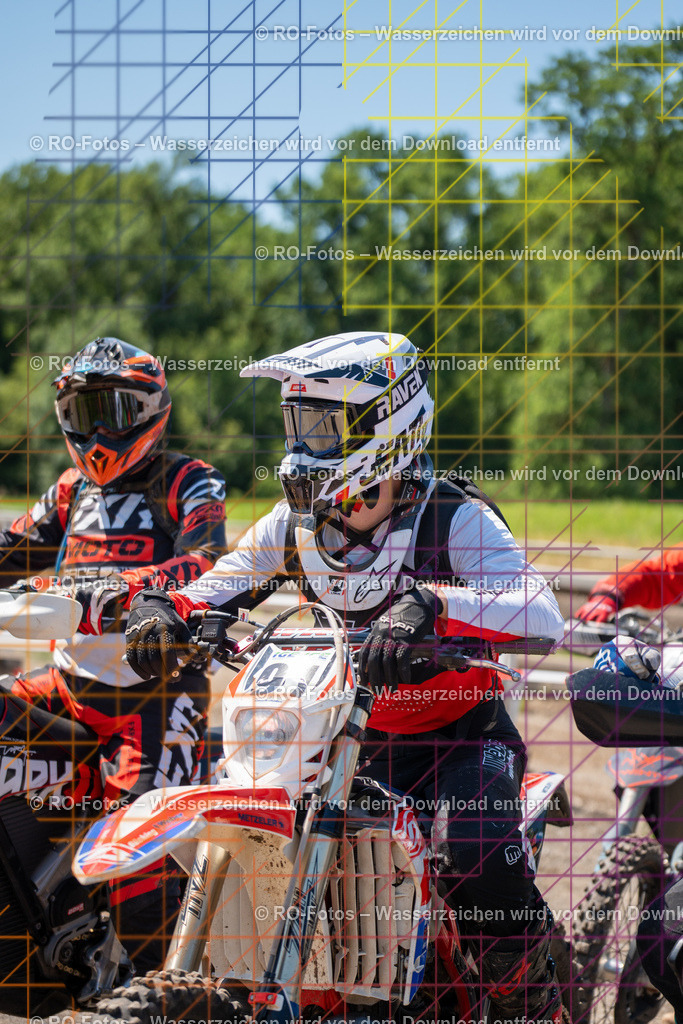 1 Lauf Schlüchtern IGE 2026-160 | Sportfotografie von RO-Fotos: Motorsport, Motocross, Enduro, Laufveranstaltungen und Triathlon. Professionelle Fotos von Sportlern und Events. - Realisiert mit Pictrs.com