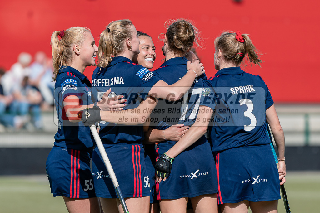 HK_20231007_902824 | 1.Bundesliga Damen Düsseldorfer HC - Großflottbeker THGC am 7.10.2023 DHC, Düsseldorf , Laetitia Graf ( Düsseldorfer HC #55 ) , Lilly Stoffelsma ( Düsseldorfer HC #50 ) , Selin Oruz ( Düsseldorfer HC #14 ) , Lisa Nolte ( Düsseldorfer HC #17 ) , Annika Sprink ( Düsseldorfer HC #3 )