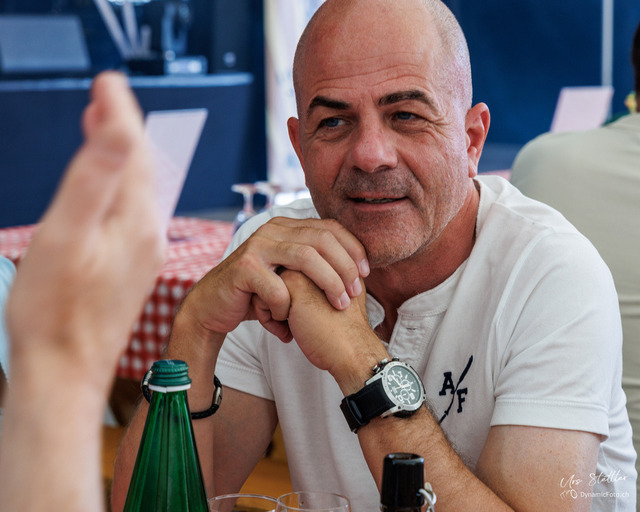 IMG_2022_06_17_0018810 | Professionelle Fotografen für Portrait-, Produkt-, Beauty -, Fashion-, kommerzielle - u. Hochzeitsfotografie sowie für Veranstaltungen. Lokal vor Ort oder in lokalen Studios.