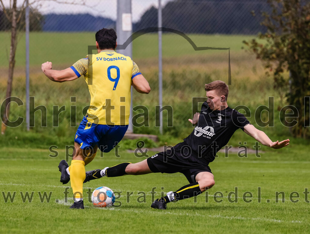 2023-09-03_052_TSV_Grafing_II_gegen_SV_Dornach_II | Grafing, Deutschland, 03.09.2023:
Fußball, A-Klasse 2023 / 2024, 3. Spieltag, TSV Grafing II gegen SV Dornach II, Endergebnis: 0:0

Shpend Avdullahi (SV Dornach, #9), Michael Maisch (TSV Grafing, #13)

Foto: Christian Riedel / fotografie-riedel.net