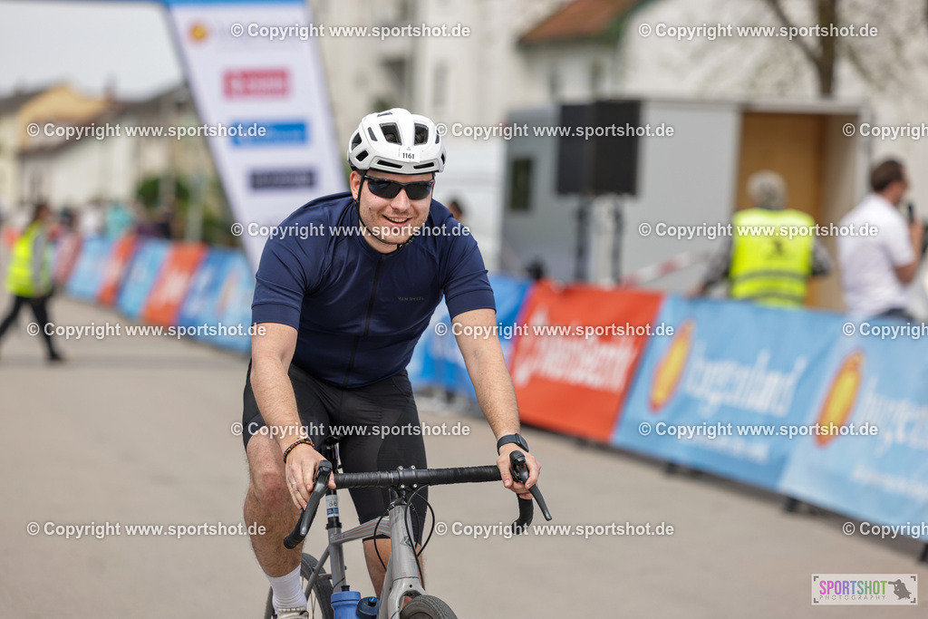 VJ__0103 | Neusiedlersee Radmarathon 2026@sportshot_your_pictrs #yourpictures#roadtowm2029 #nrm #neusiedlerseeradmarathon #neusiedlersee #neusiedlerseetourismus #burgenland #mörbisch #nrm26 #burgenlandtourismus #voglundco #poweredbyburgenlandtourismus #radsport #rad #marathon #ucigranfondo #visitburgenland #ucigranfondoworldseries