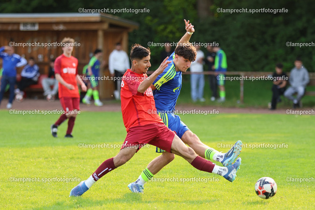 Fußball I Junioren I Kreispokal Lübeck I Finale I JSG Concordia Lübeck - TSV Siems I 09.06.2025.245 | v.l. Adam Ageed (7, TSV Siems), Marcello Georgiev (16, JSG Concordia Lübeck) - Realisiert mit Pictrs.com