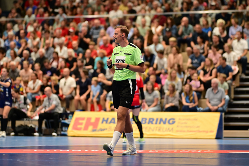 Handball I Frauen I Saison 2025-2026 I 1. HBF I 2. Spieltag I Buxtehuder SV - Thüringer SV | Der Sportfotograf. - Realisiert mit Pictrs.com