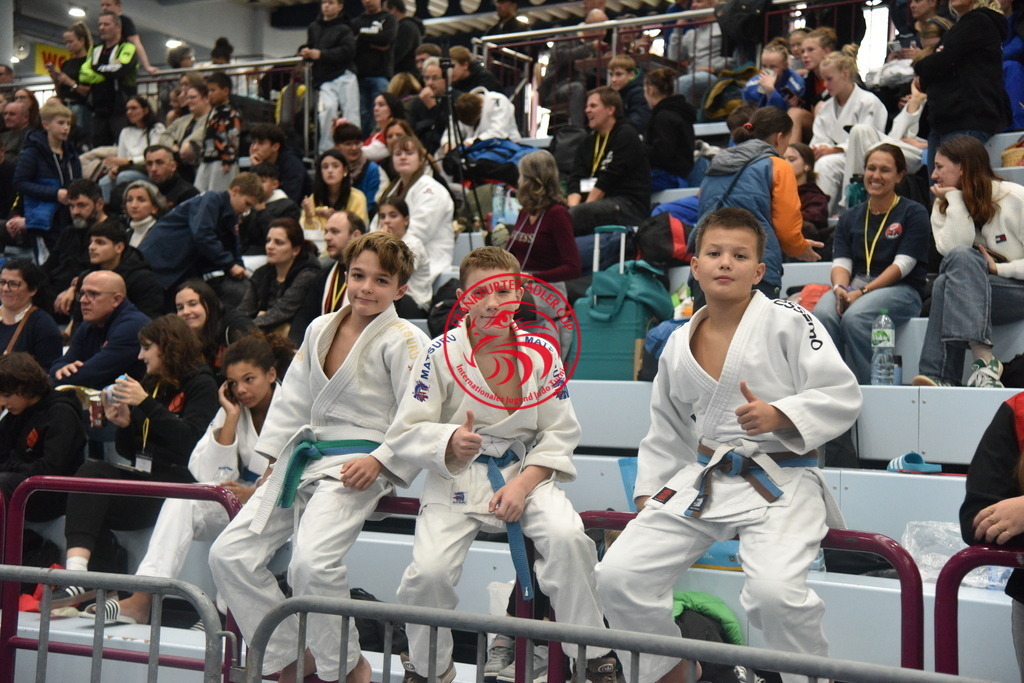 PJL_6844 | Fotos vom Adler Cup - Pictures from Adler Cup

Hier findet Ihr alle Eindrücke und großen Momente der Adler Cup Wochenenden. Here you will find all impressions and great moments of the Adler Cup weekends. - Realisiert mit Pictrs.com