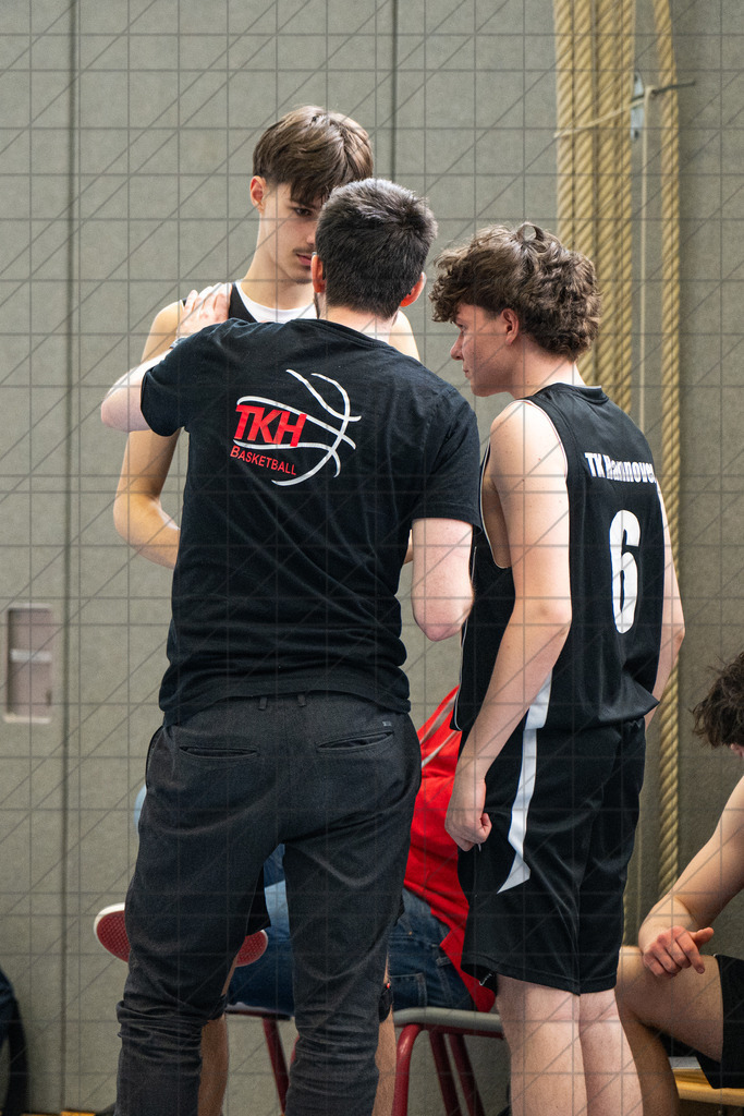 NBV Verbandsmeisterschaft U18m | Finale | TK Hannover vs. CVJM Hannover | 15.03.26: NBV Verbandsmeisterschaft U18m | Finale | TK Hannover vs. CVJM Hannover / Osnabrück / Deutschland  //   CREDIT:www.bullenfotos.de, Martin König, Hörner Weg 40, D-49078 Osnabrück, +4917663732967 // Nutzung und Weitergabe nur zu den vereinbarten Zwecken. Presseanfragen an Ersteller. Alle Rechte beim Ersteller. Honorierung nach MFM. - Realisiert mit Pictrs.com