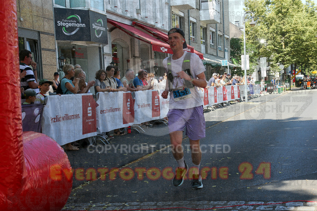 250621_1137_EX1_3720 | Sportfotografie im Rhein-Sieg Kreis, Köln, Bonn, NRW, Rheinland Pfalz, Hessen, etc. Unser Tätigkeitsfeld umfasst den Laufsport vom Volkslauf über den Marathon, Duathlon, Triathon bis zum Ultralauf wie Kölnpfad Ultra oder Schindertrail.