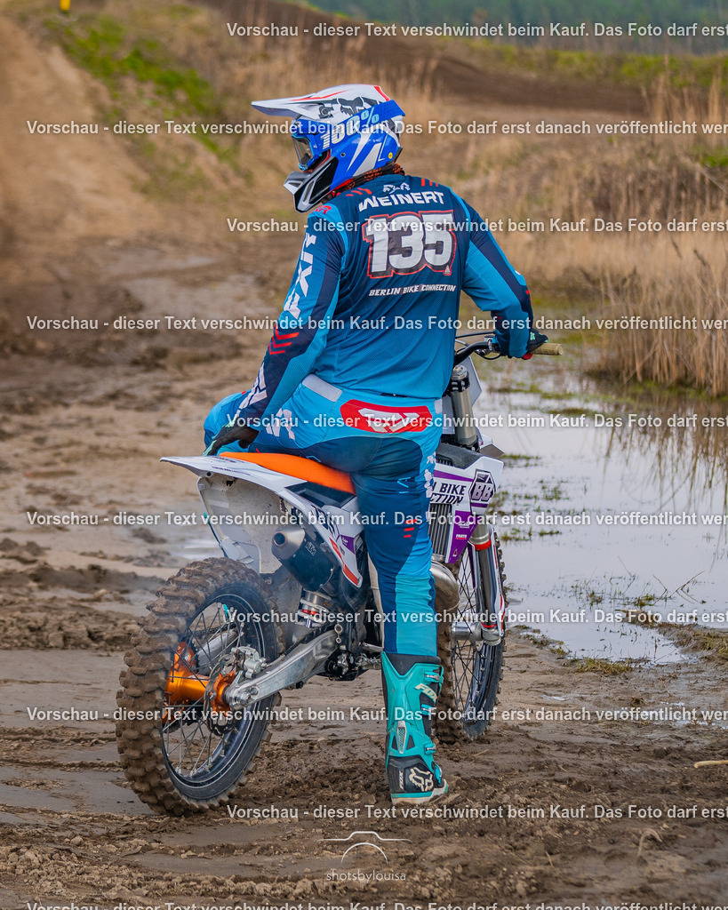 25_03_15_Schönfeld-6776 | Sportfotografin aus Berlin-Brandenburg mit Fokus auf Motocross. Ich halte deine sportliche Leistung und echte Emotionen auf und neben der Strecke professionell fest. Entdecke die Fotos von deinem Rennen und bestelle sie direkt hier im Shop.