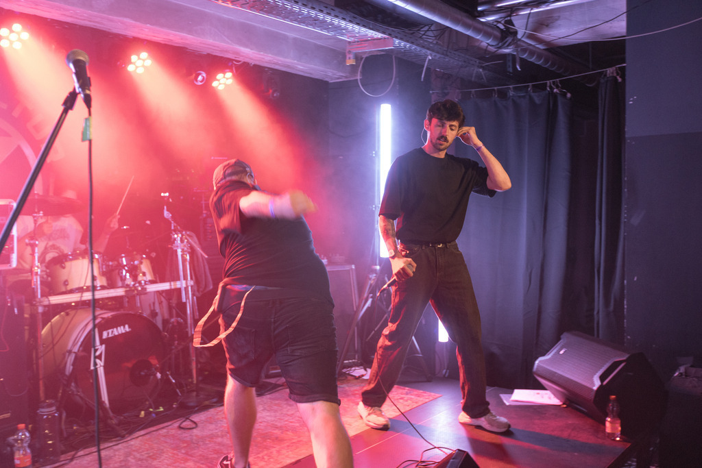 057A2798 | thismomentpictures - Realisiert mit Pictrs.com