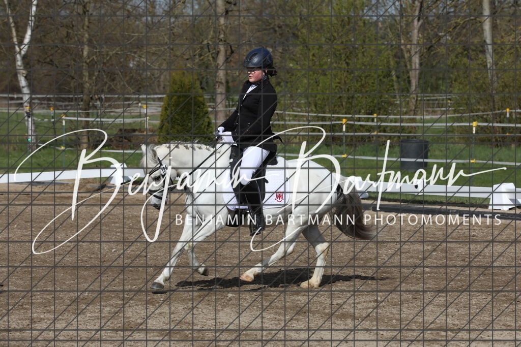 AZ2A3001 | Benjamin Bartmann Photomoments