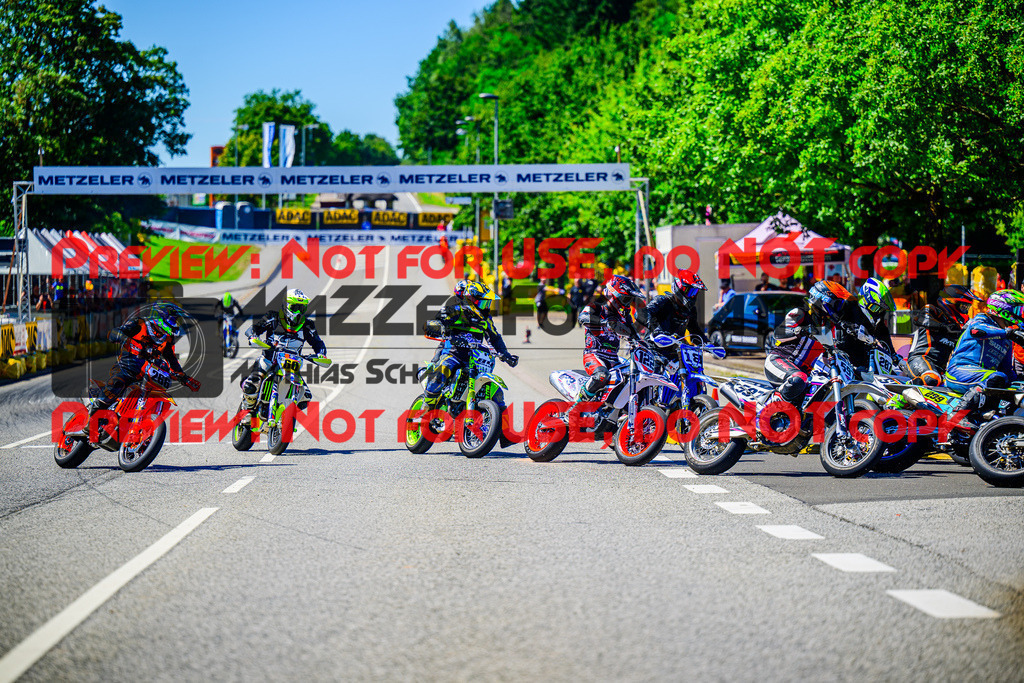 MaZZes_FotoMatrix_240816_6021986_8513 | S4