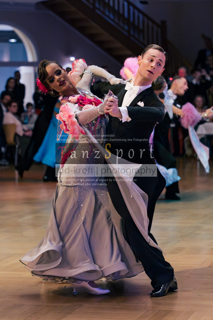 20251129_DM-HGS-S-Std_10010 | Tanzsportbilder, Standardtanz, Lateintanz, WDSF, DTV, LTVB, dancecomp, goc, hessen tanzt, blaues band der spree, walzer, tango, wiener walzer, slowfox, quickstepp, samba, rumba, cha-cha-cha, paso doble. jive, hd-kroft photography, turniertanzsport