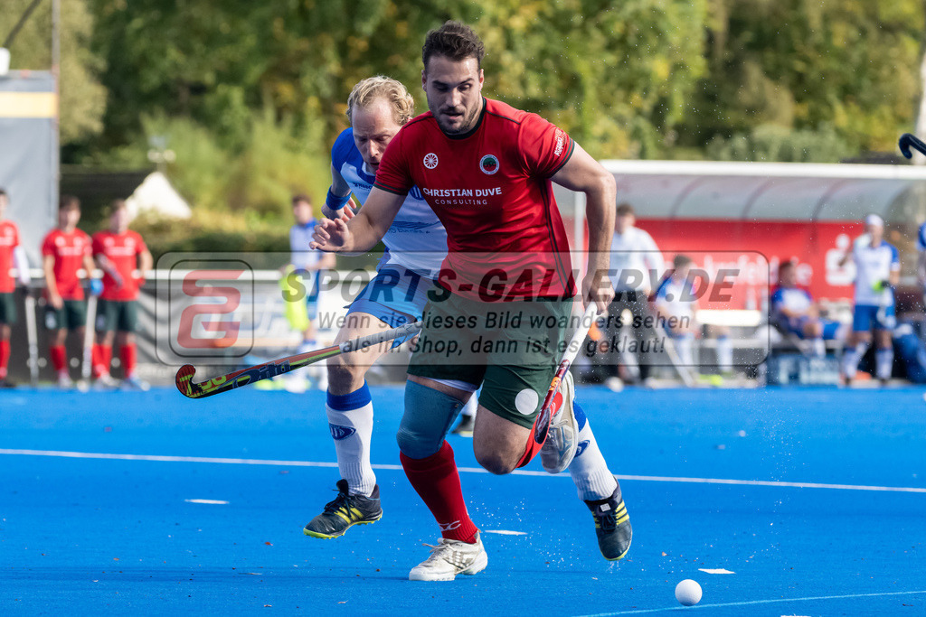 HK_20241019_107931 | 1. Bundesliga Herren Crefelder HTC - Großflottbeker THGC am 19.10.2024 CHTC, Krefeld , Masi Pfandt ( Crefelder HTC #77 ) , Stefan Witte ( GTHGC #13 )