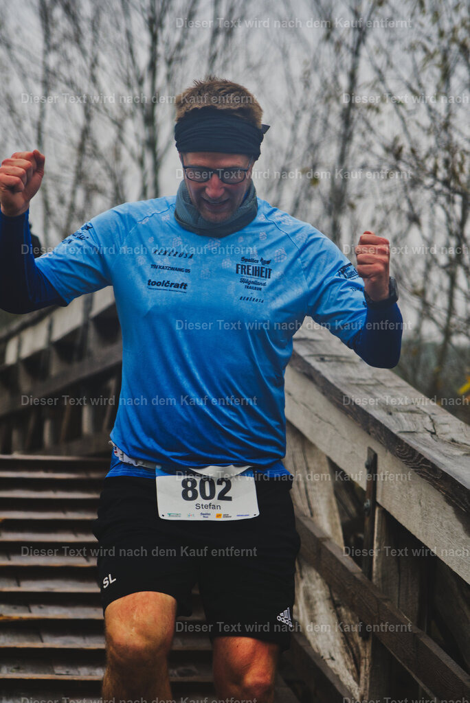 cineathletes-huegelland-2025-11-09-11-28-25 | Sportfotografie rund um Obstacle Course Racing und Trail Run - Realisiert mit Pictrs.com
