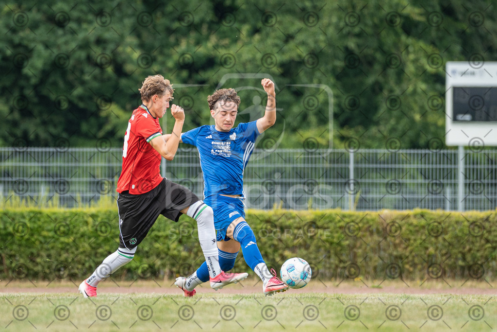 _DSC8217 | Professionelle Fußball- und Sportfotografie. Spielbilder online ansehen und kaufen – Einzelbilder oder komplette Galerien in hoher Qualität. - Realisiert mit Pictrs.com