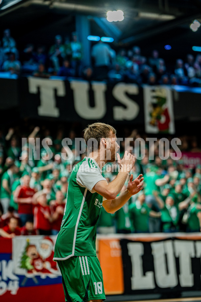 39. OM-Supercup-51 | jns.sportfotos - Realisiert mit Pictrs.com