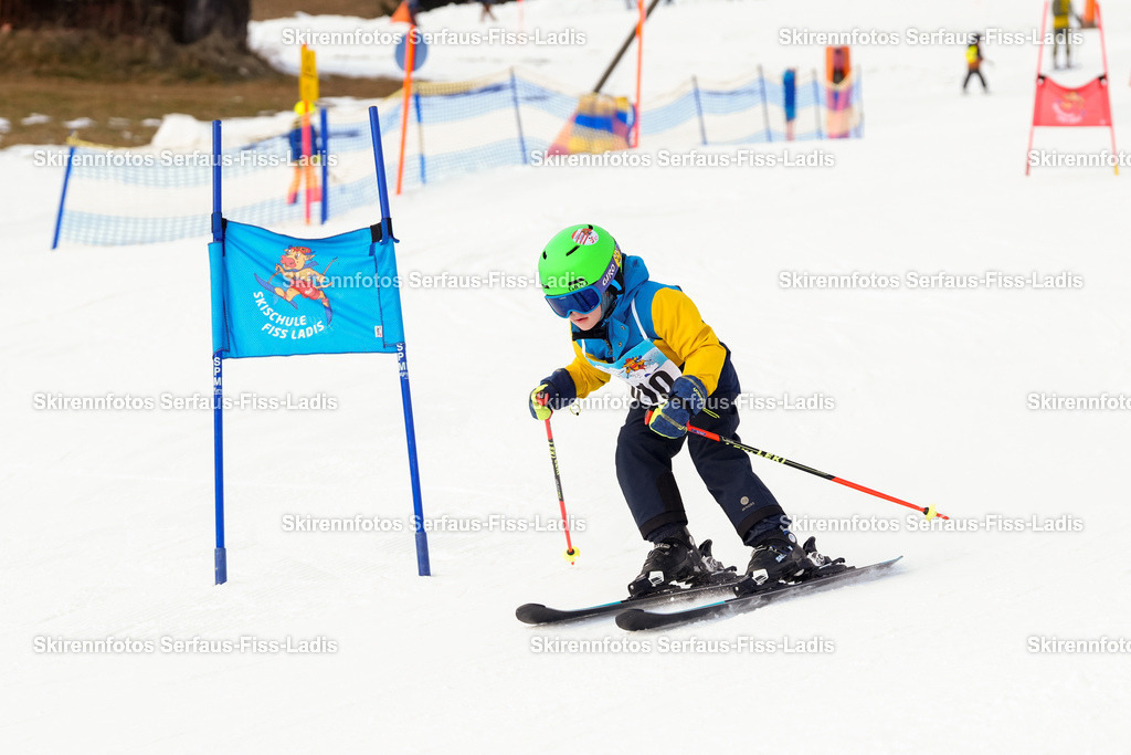 SRF_02.01.2026_1067 | Skirennfotos,Serfaus,Fiss,Ladis,Kinderskirennen,Winter,Tirol,Oberland,skirace,SFL,feelfree,weil wir's genießen,ski,Ski,skifahren,Sonnenplateau, - Realisiert mit Pictrs.com