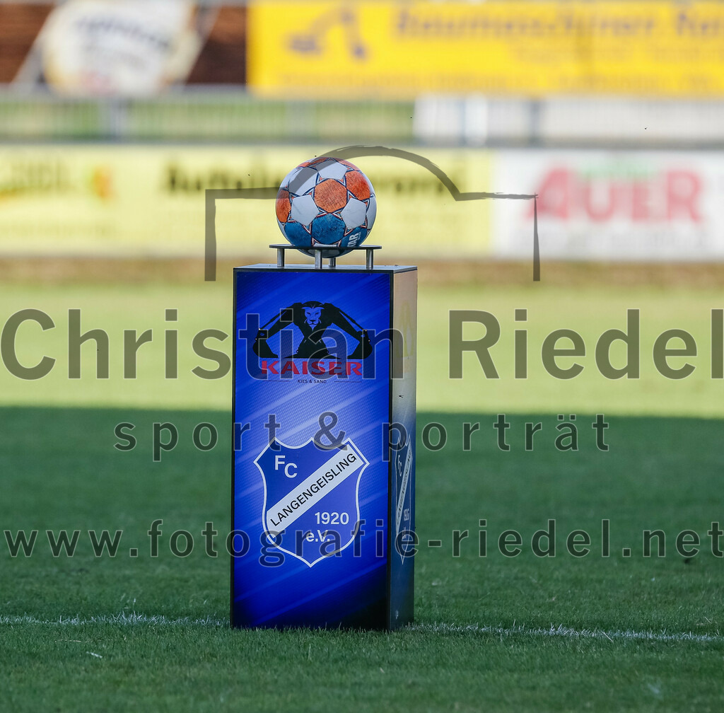 2023-07-14_009_FC_Langengeisling_gegen_FC_Velden-Eberspoint | Erding, Deutschland, 14.07.2023:
Fußball, Bezirksliga Oberbayern Ost 2023 / 2024, Testspiel, FC Langengeisling gegen FC Velden-Eberspoint, Endergebnis: 5:0

Foto: Christian Riedel / fotografie-riedel.net