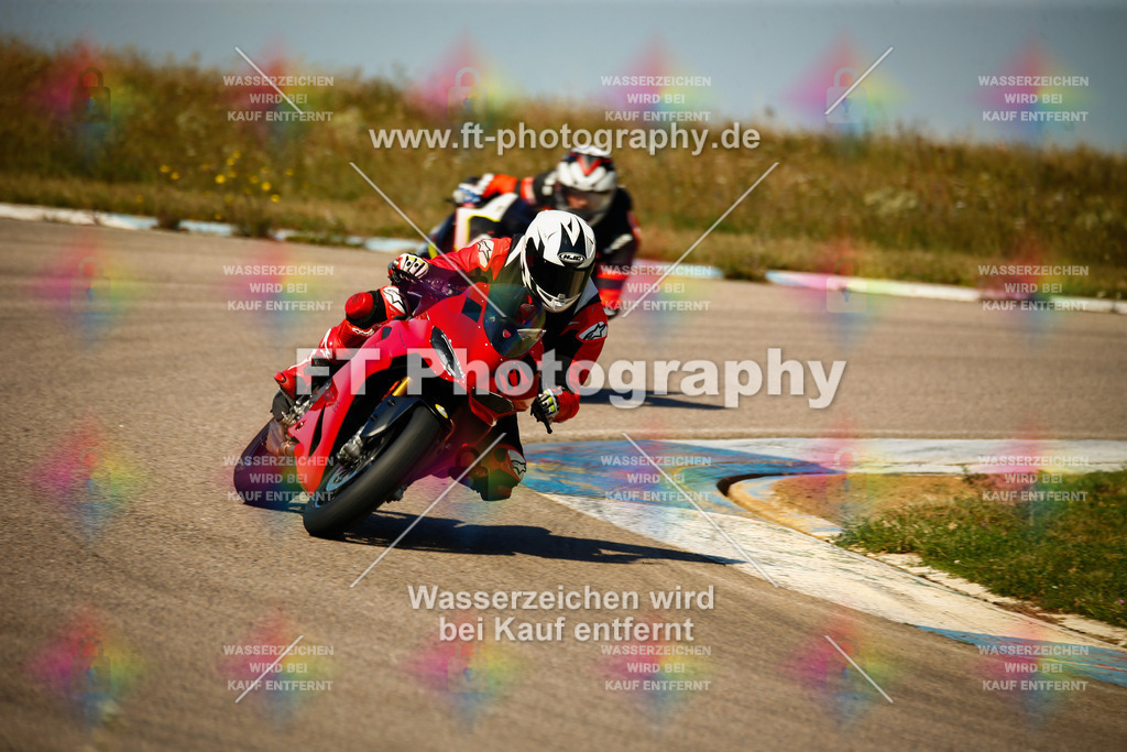 _MOT9000 | Hier findet Ihr Bilder von Touristenfahrten auf der Nürburgring Nordschleife oder von anderen Veranstaltungen die ich besucht habe. Viel Spass beim Durch Schauen 