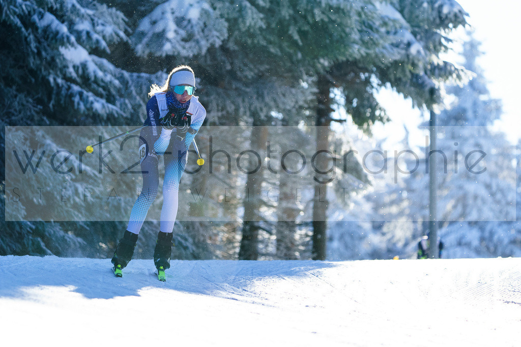 DSC Oberwiesenthal | Vom 19. - 21. Januar fand in der Sparkassen-Skiarena Oberwiesenthal der DSV E.INFRA Schülercup Biathlon statt.