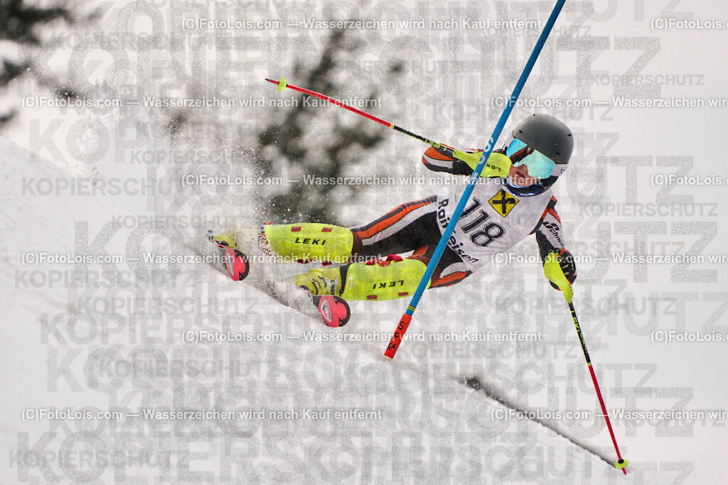 ALP4184_KinderCup-SL_STMK_Strallegg_Holzheu Ewald | Raiffeisen KINDERCUP Alpin, SLALOM auf der JogllandStreif in Strallegg am So 23. Februar 2025. Veranstaller: Steirischer Skiverband (5000). Skiunion Strallegg (5197).