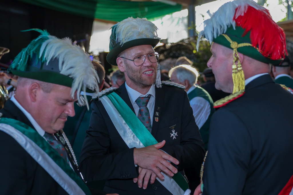 top-top.de-250704-248 | Foto, Video, Fotografie, Videografie, Fotobox, DJ, Discjockey, Musik, Musikbox, Veranstaltung, Photobooth, Amazon, Ebay, Buchtipp, Bestseller, Autor, Verlag, Buch, Wesel, Hamminkeln, NRW, Dinslaken, Rees, Drohne, Hochzeit, Party, Fotobox, Wesel, Fotograf