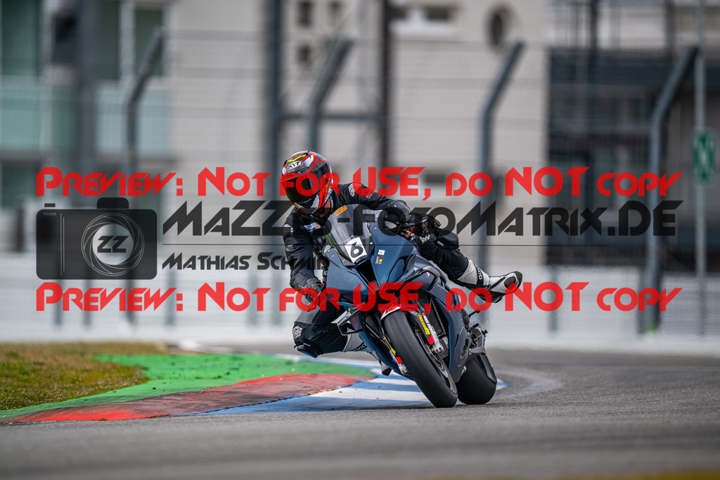 MaZZes_Fotomatrix_20240316_6007705_7165 | Fotograf Mathias Schmid
Sportfotograf,
Eventfotograf,
Hochzeitsfotograf,
Portraitfotograf