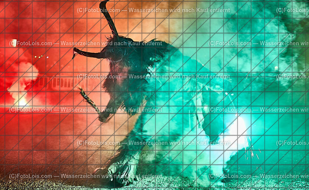 ALP8095_PerchtengruppenTreffen Gaming | (C)FotoLois.com, Alois Spandl. Perchtengruzppentreffen in Gaming am Badparkplatz, Fr 5. Januar 2024.