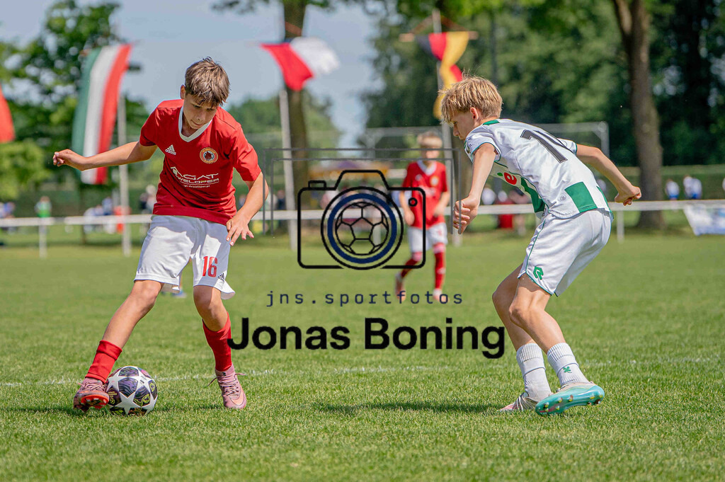 Fußball I C-Junioren I Saison 2025-2026 I Pfingsturnier Langförden I 13914 | jns.sportfotos - Realisiert mit Pictrs.com