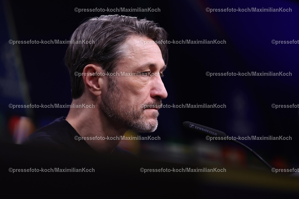 UCL1902250101077 | 19.02.2025, Fußball, UEFA Champions League, Borussia Dortmund - Sporting Lissabon, Signal Iduna Park, Knockout phase play-offs, Saison 2024 2025: Trainer Niko Kovac (Cheftrainer BVB) bei der Pressekonferenz nach dem Spiel