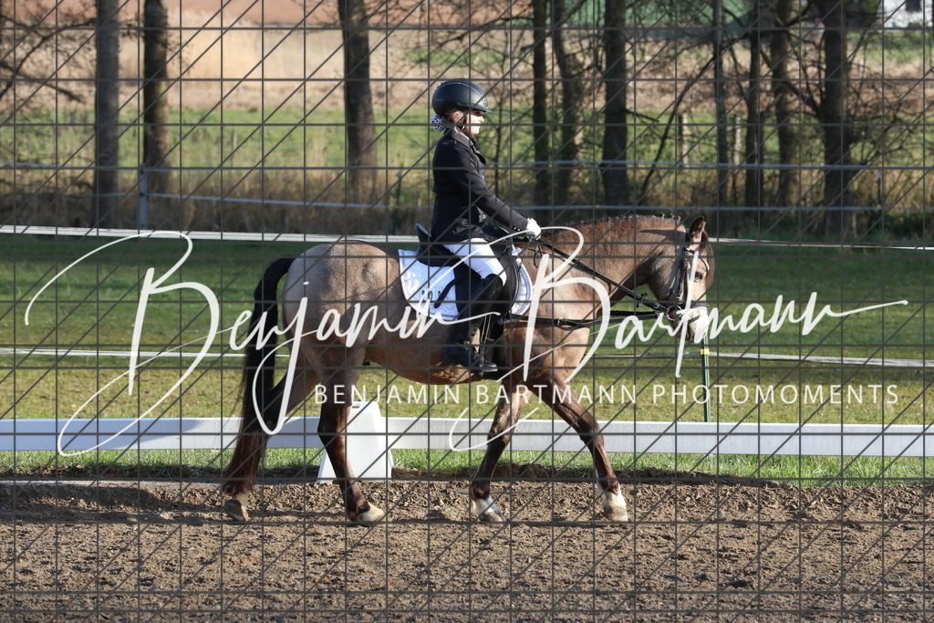 AZ2A2411 | Benjamin Bartmann Photomoments