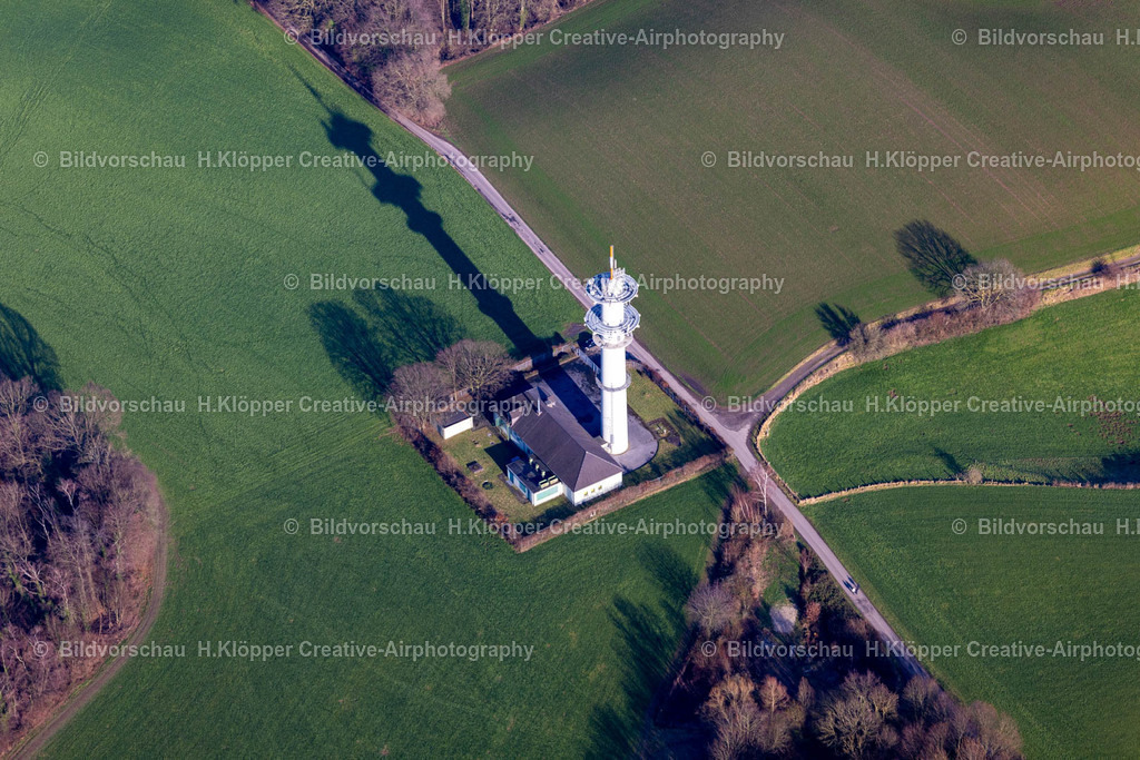 Luftbild Düsseldorf-8699 | Fernmeldeturm- Bauwerk und Fernsehturm " Fernmeldeturm Gerresheim " an der Straße Rotthäuser Weg in Düsseldorf Rheinland im Bundesland Nordrhein-Westfalen, Deutschland - Realisiert mit Pictrs.com