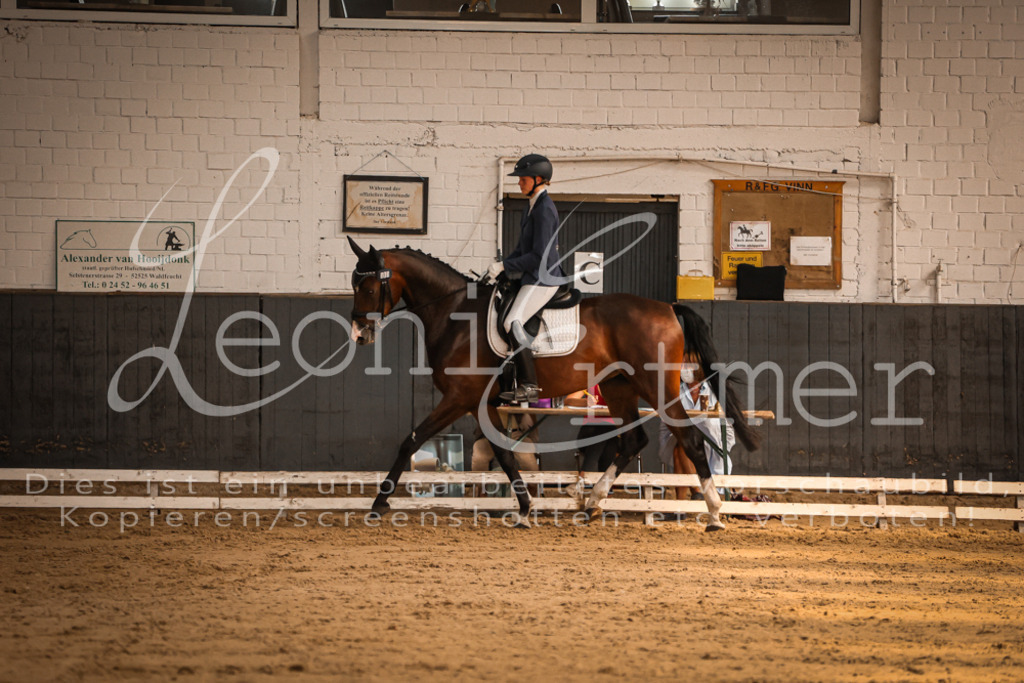 09.FrGP00115 | Leoni Ertmer Photography - Realisiert mit Pictrs.com