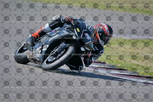 26BT02-0528 | markuskiefer.com - Realisiert mit Pictrs.com