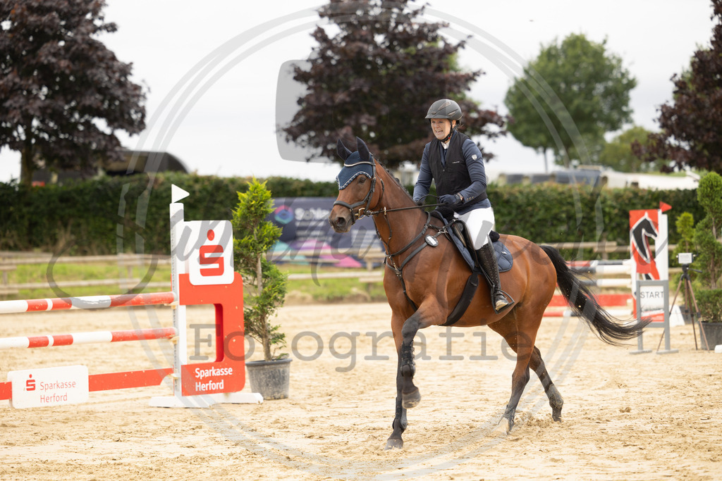 994A8940 | sabrinanicolaifotografie - Realisiert mit Pictrs.com