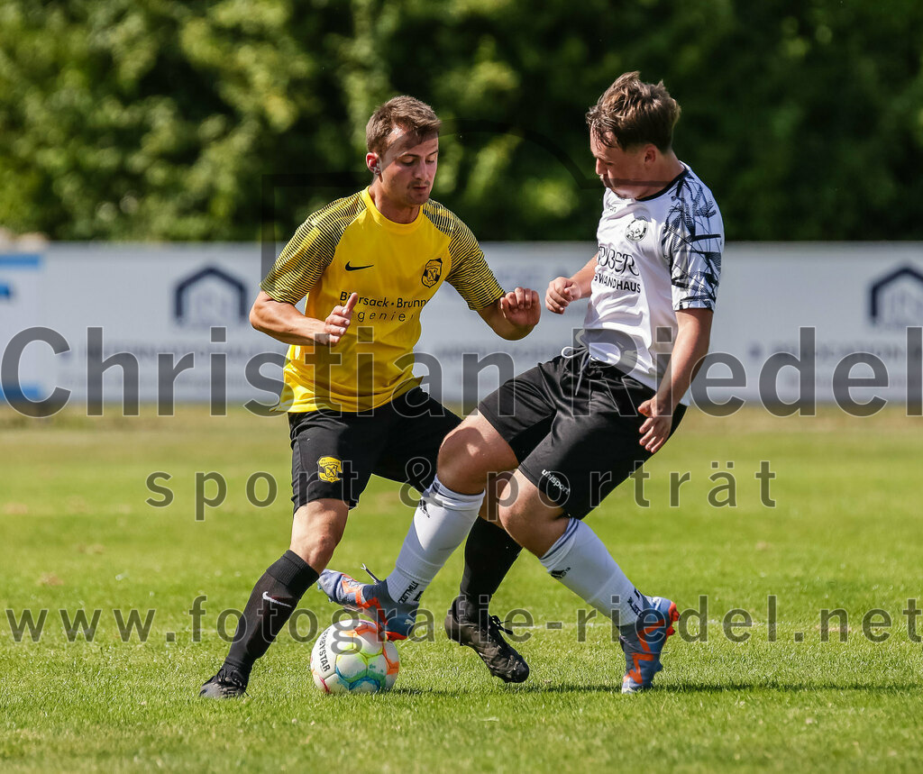 2023-07-09_008_FC_Moosinning_II_gegen_FC_Herzogstadt | Moosinning, Deutschland, 09.07.2023:
Fußball, Kreisliga 2023 / 2024, Testspiel, FC Moosinning II gegen FC Herzogstadt, Endergebnis: 2:1

Foto: Christian Riedel / fotografie-riedel.net