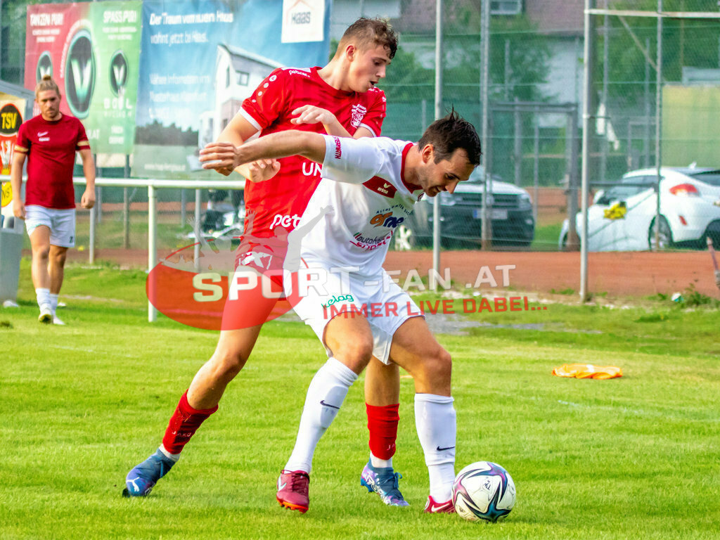 TSV Grafenstein - SK Maria Saal | Marco Müller (SK Maria Saal #19) Samuel Rebernig (TSV Grafenstein #18) TSV Grafenstein - SK Maria Saal am 02.08.2022 in Grafenstein
(Sportplatz), AUSTRIA, (Photo by Ernst Krawagner sport-fan.at),  - Realisiert mit Pictrs.com