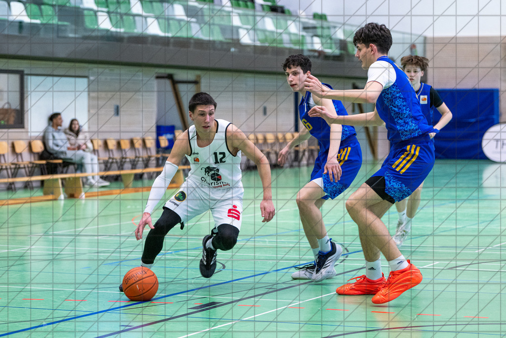 JBBL Relegation Gruppe 1 25/26 | Spieltag 12 | Charisma Young Bulls vs. SG Alba Wiesel Berlin | 18.01.26: JBBL Relegation Gruppe 1 25/26 | Spieltag 12 | Charisma Young Bulls vs. SG Alba Wiesel Berlin / Osnabrück / Deutschland  //   CREDIT:www.bullenfotos.de, Martin König, Hörner Weg 40, D-49078 Osnabrück, +4917663732967 // Nutzung und Weitergabe nur zu den vereinbarten Zwecken. Presseanfragen an Ersteller. Alle Rechte beim Ersteller. Honorierung nach MFM. - Realisiert mit Pictrs.com