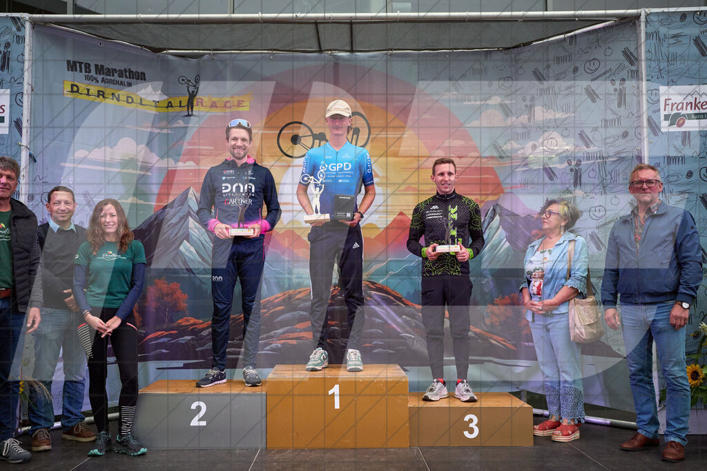 Betriebszentrum Laubenbachmühle, Frankenfels, Österreich - 13. September 2025: Dirndltal Race - Fun und Trophy Race - SiegerehrungFotograf: Martin Bihounek / martinbihounek.com | 13. September 2025 Betriebszentrum Laubenbachmühle, Frankenfels, Österreich : Dirndltal Race - Fun und Trophy Race - Siegerehrung •••••Photo by: Martin Bihounek / martinbihounek.comInsta: @martinbihounekcom