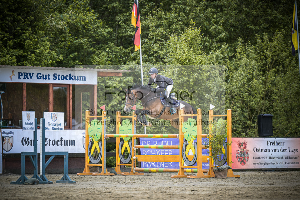 DOS_5169 | Entdecke hochwertige Reitturnierfotos von Foto Oger. Professionell, emotional und authentisch – jetzt Lieblingsmomente im Shop bestellen.Deutschlandweite Turnierfotografie. - Realisiert mit Pictrs.com