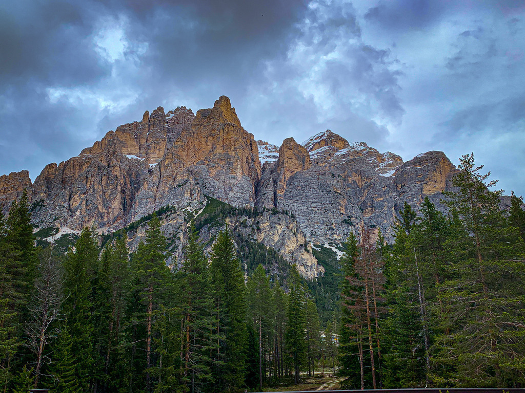 0049 | <meta name="keywords" content="Bergbilder, Hochzeitsfotografie, Actionshootings, Fotografiearbeiten, Berglandschaften, Naturfotografie">

 - Realisiert mit Pictrs.com